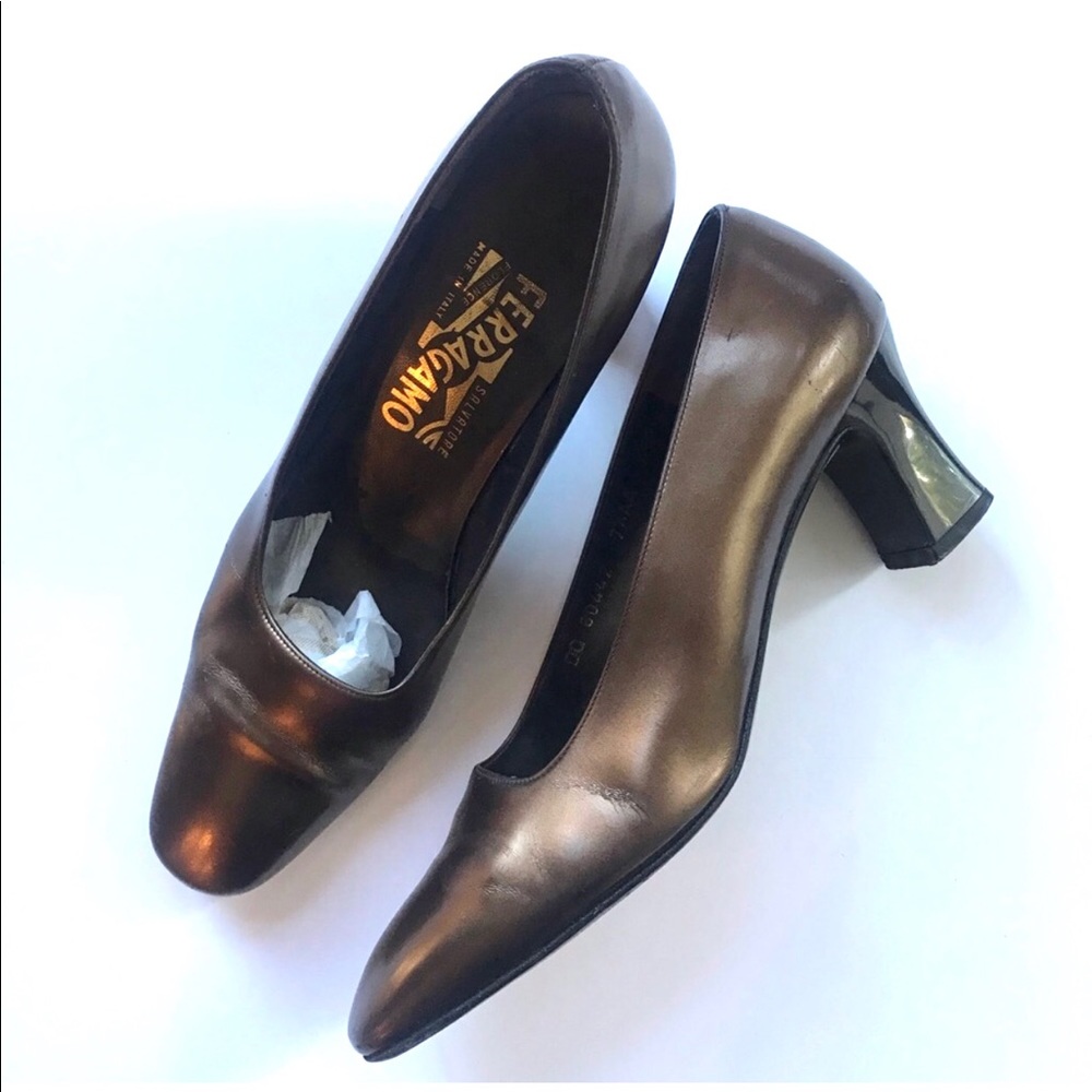 Salvatore Ferragamo Bronze leather pumps size 7.5AA